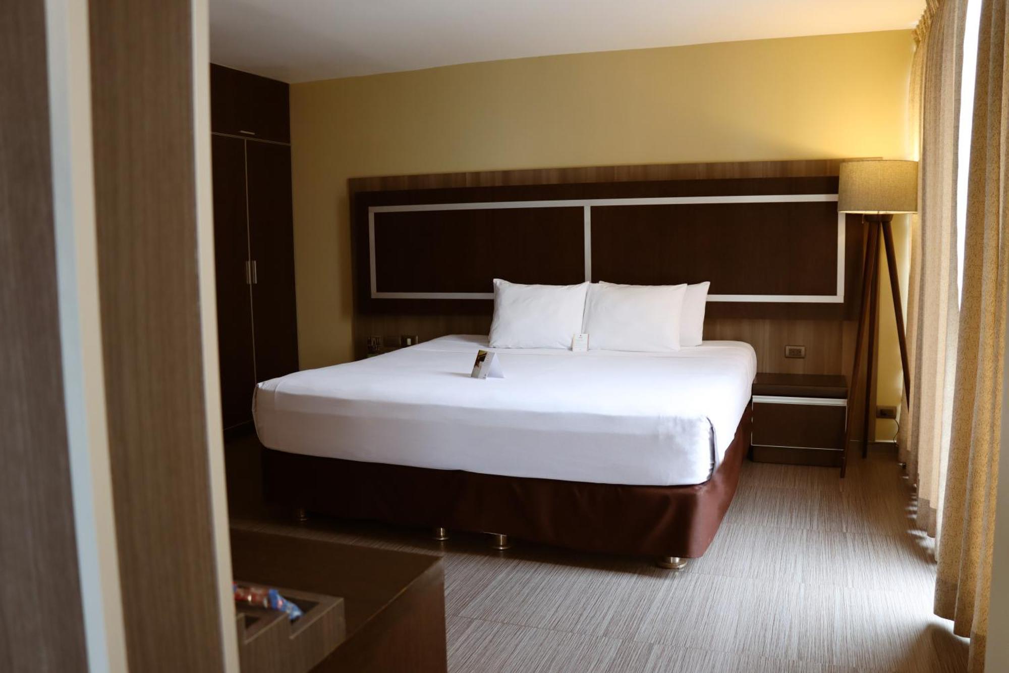 Rado Hotel - Santa Maria 特鲁希略 外观 照片